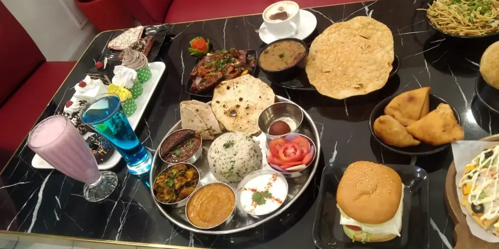 All Food Mall Near Kondhwa Road, Lullanagar, Pune